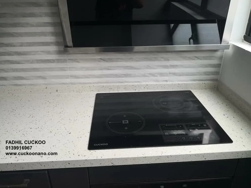 CUCKOO INDUCTWO built-in installation on a countertop