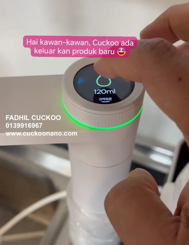 Real CUCKOO ACE under sink water purifier faucet installation in a customer kitchen 14