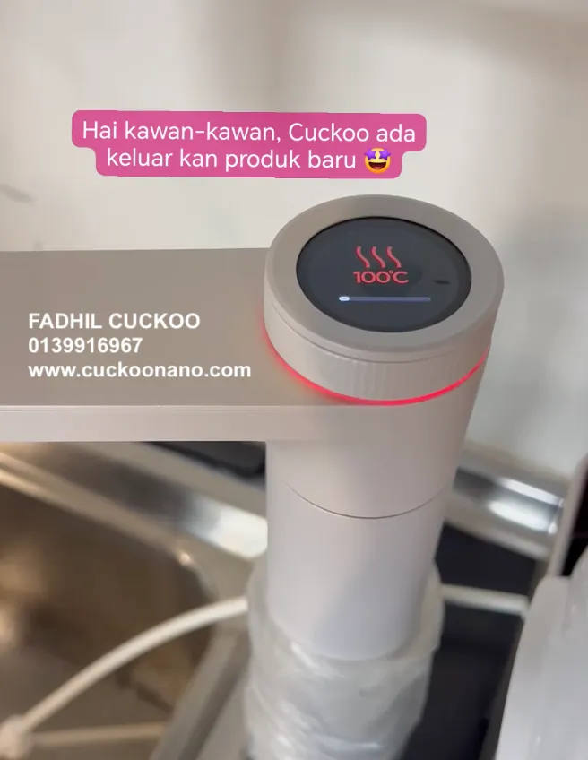Real CUCKOO ACE under sink water purifier faucet installation in a customer kitchen 15