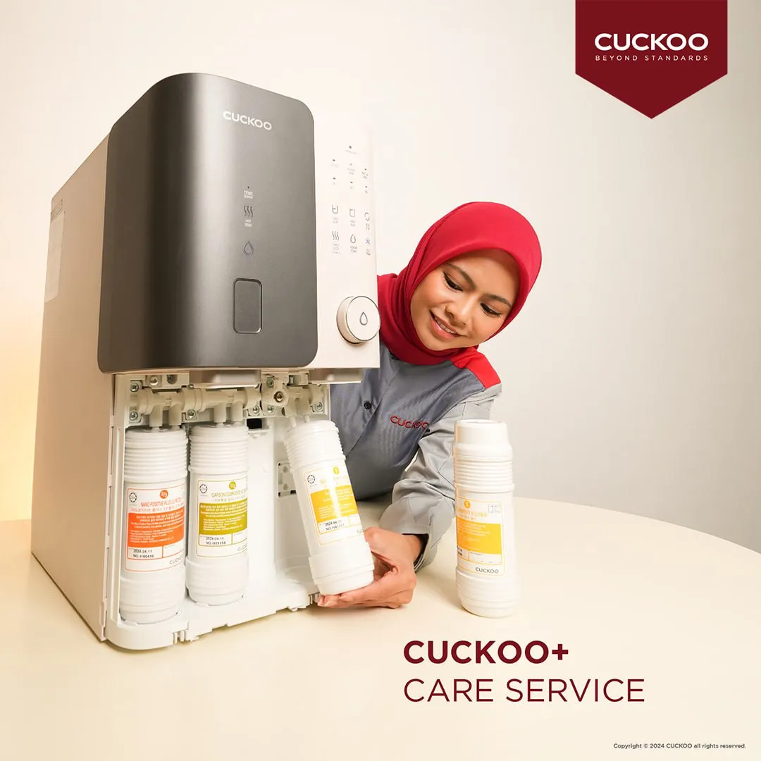 Gambar CUCKOO Glamour water purifier 20 dengan rekaan matte black dan champagne pink
