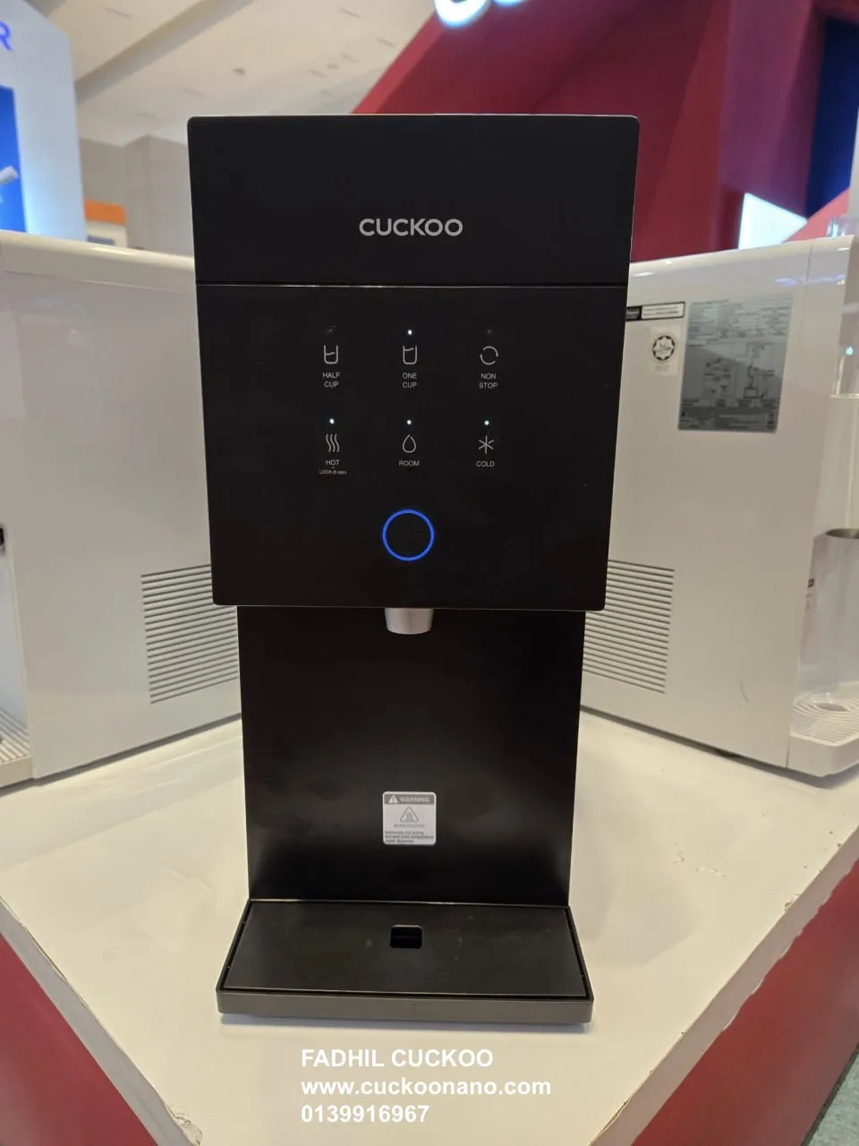 Gambar CUCKOO XCEL 2 water purifier 12 dengan rekaan premium untuk dapur moden